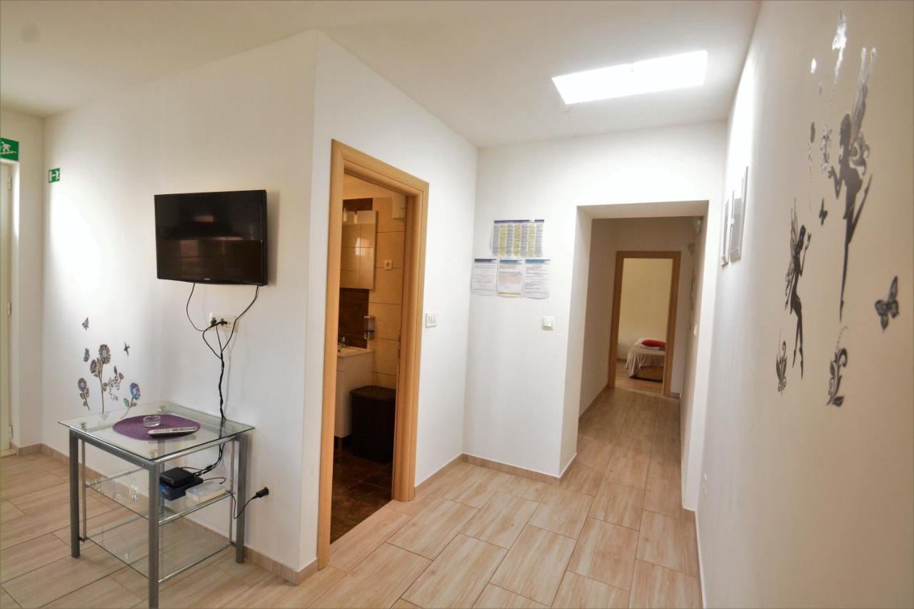 Kala And Tina Apartments بودْسْتغانا المظهر الخارجي الصورة